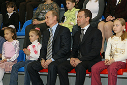Владимир Путин и Дмитрий Медведев на открытии Дворца спорта Буртасы
